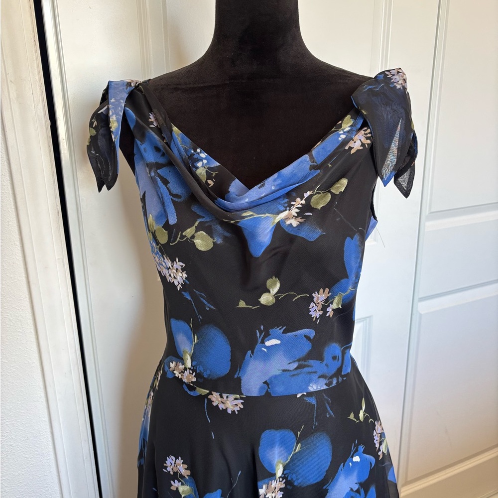 Connected Apparel Blue Floral Fit-and-Flare Dress - Picture 4 of 14